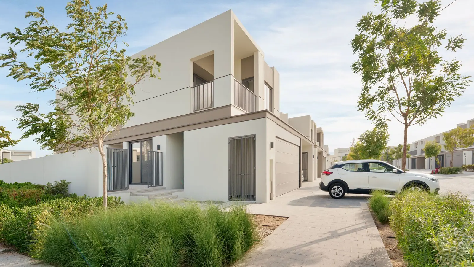 Maisons de ville dans un quartier résidentiel de Dubaï